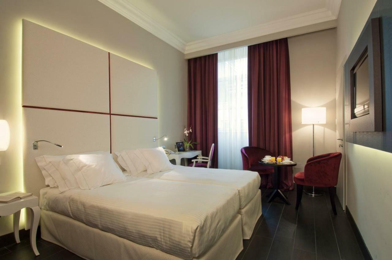 ซินา เดอ ลา วิลล์ Hotel มิลาน ภายนอก รูปภาพ